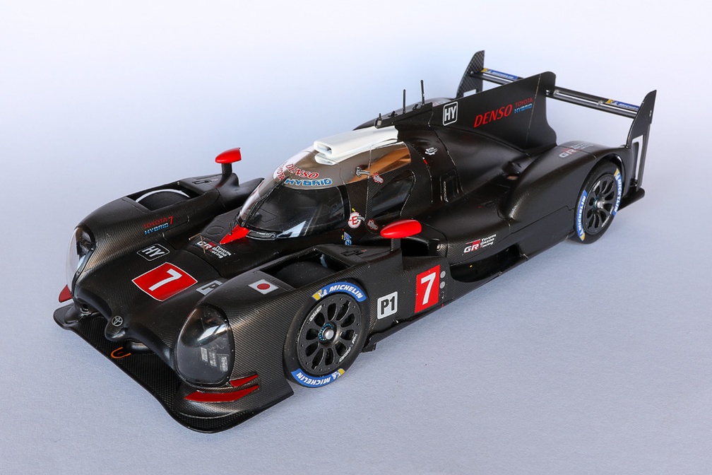 ts050_carbon_04.jpg